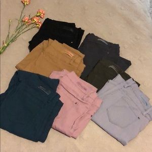 Hyperstretch skinny pants lot.